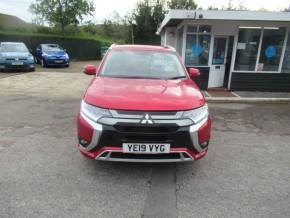 MITSUBISHI OUTLANDER 2019 (19) at Crossroads Motors Ashford