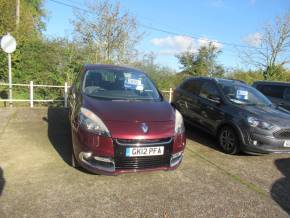 RENAULT SCENIC 2012 (12) at Crossroads Motors Ashford