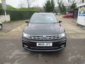 VOLKSWAGEN TIGUAN 2019 (19) at Crossroads Motors Ashford