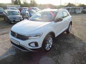 VOLKSWAGEN T-ROC 2023 (72) at Crossroad Motors Ashford