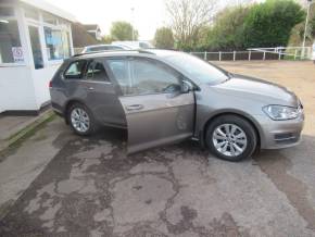 VOLKSWAGEN GOLF 2015 (15) at Crossroads Motors Ashford